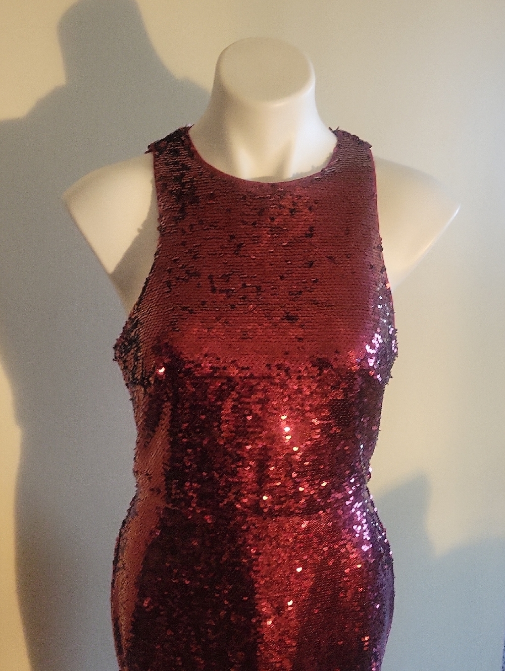 Elegant Burgundy Sequin Halter Evening Dress - Picture 2 of 6